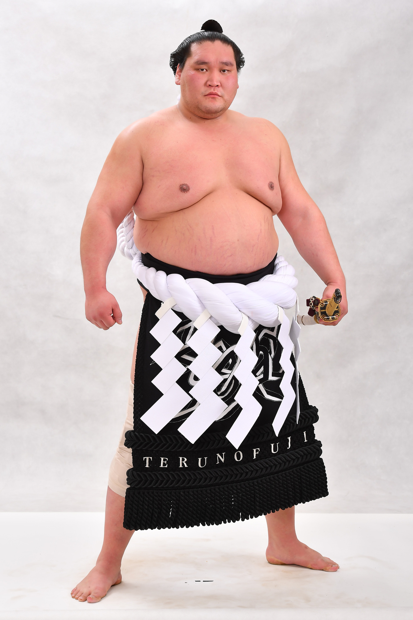 伊勢ヶ濱親方(元 横綱 照ノ富士)の想い出フォトを集めました